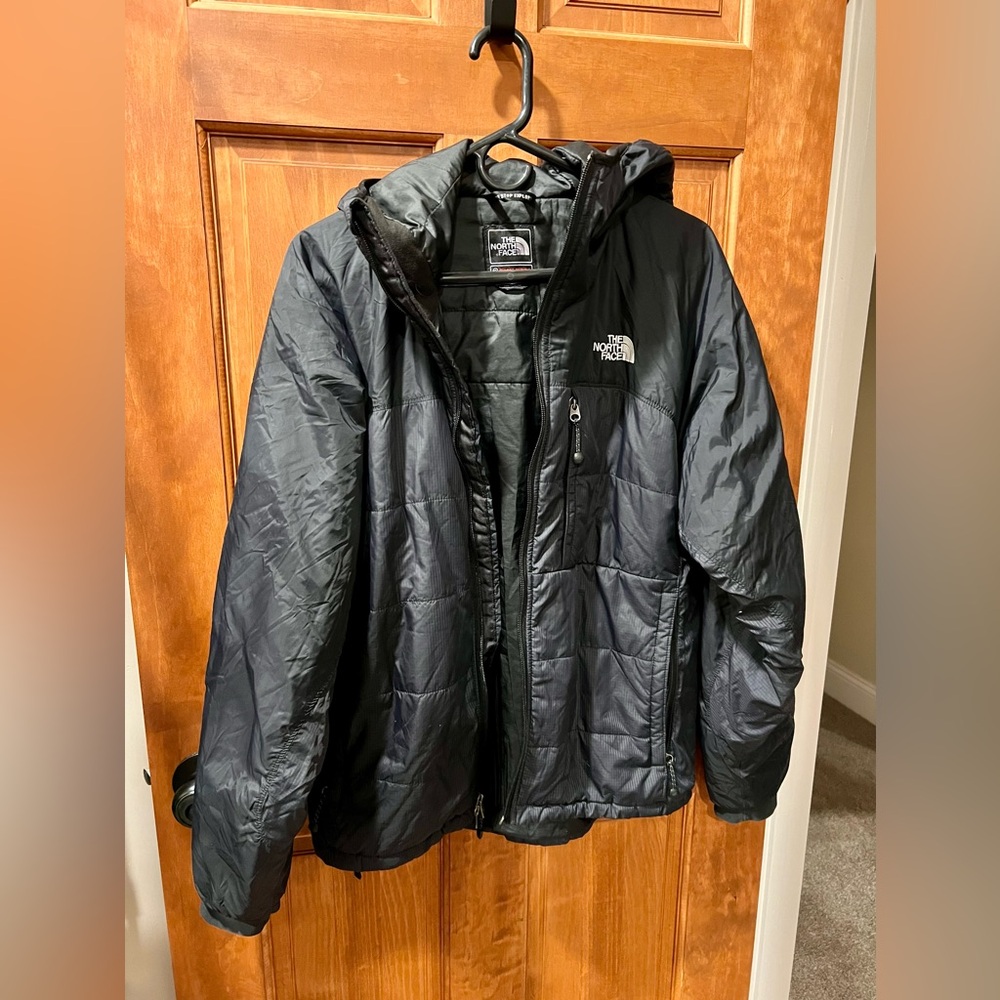 Men’s North Face Summit Series Primaloft Puffer Jacket Black size Medium